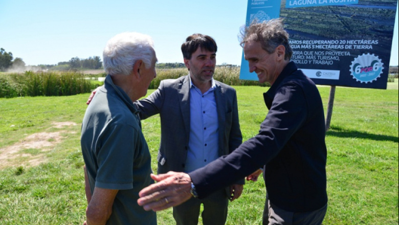 Castelli: Katopodis supervisó los trabajos de limpieza en la laguna La Rosita