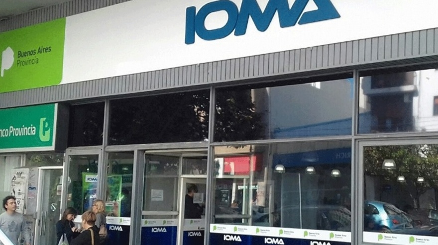 Afiliados de IOMA del interior sin atención médica en La Plata por un conflicto