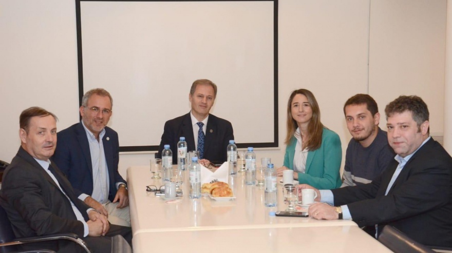 Legisladora se reunió con el Consejo Directivo del Colegio de Escribanos provincial