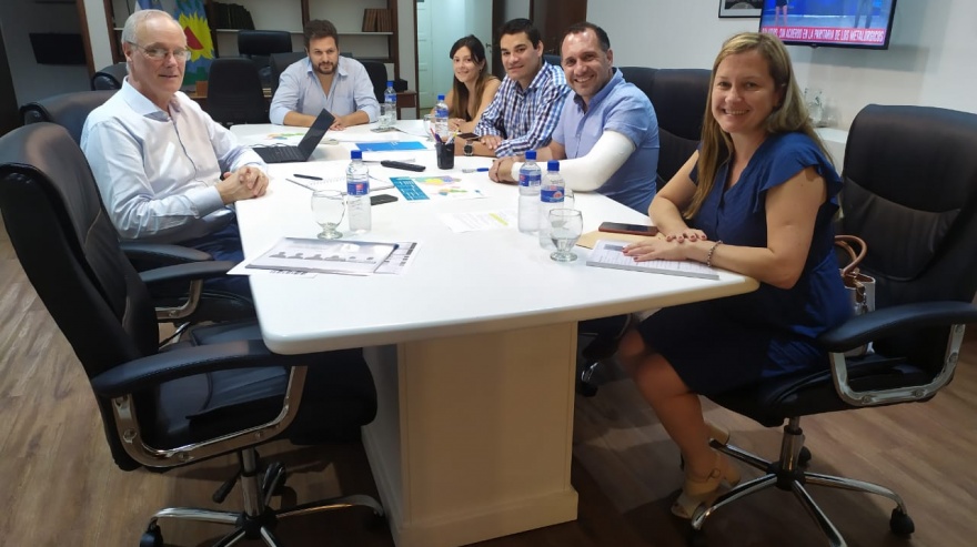Encuentro de Facundo Celasco con el ministro Gollán para trabajar en la aplicación de políticas de salud en municipios