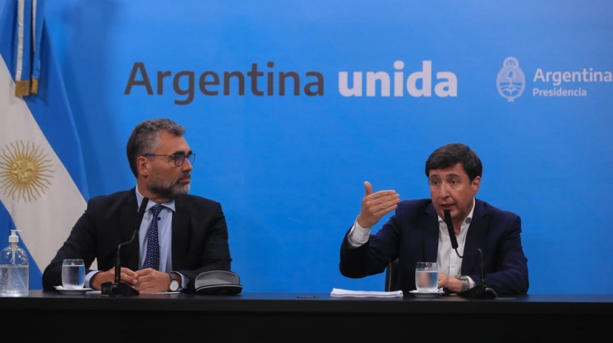El Gobierno anunció bonos para beneficiarios de AUH, planes sociales y jubilaciones y pensiones mínimas