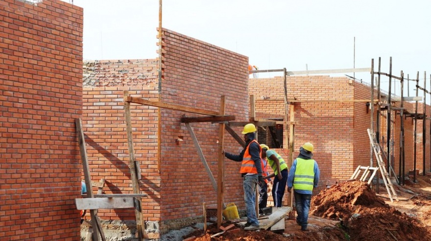 Cómo es el programa federal de construcción de viviendas
