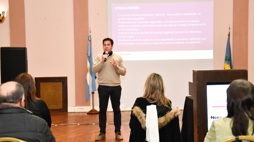 Necochea: el intendente Rojas se reunió con operadores gastronómicos y hoteleros para planificar la post-pandemia