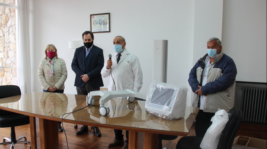 Maipú: el hospital municipal recibió un respirador en donación