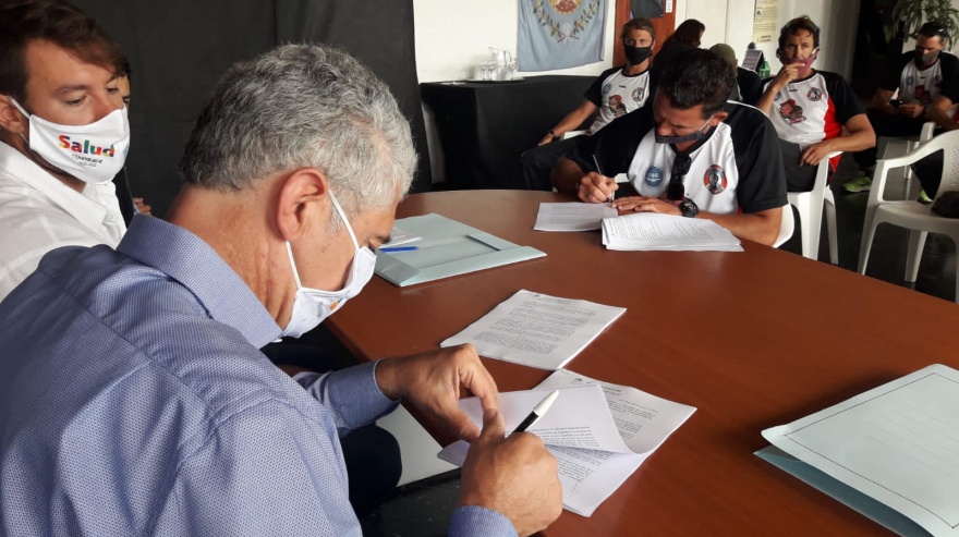 Se acordó la paritaria entre el intendente Barrera y los guardavidas en Villa Gesell