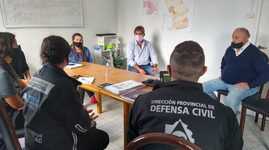Lobería: el intendente mantuvo un encuentro con autoridades de seguridad y defensa civil de la Provincia