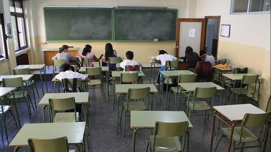 Juntos por el Cambio busca declarar a la Educación como servicio esencial en toda la Provincia