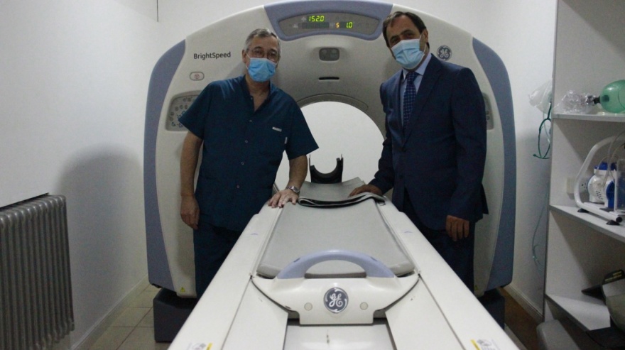 Maipú: el intendente inauguró un tomógrafo computado en el hospital municipal