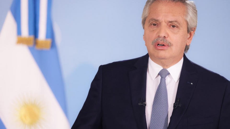 El presidente anunció 9 días de restricciones estrictas