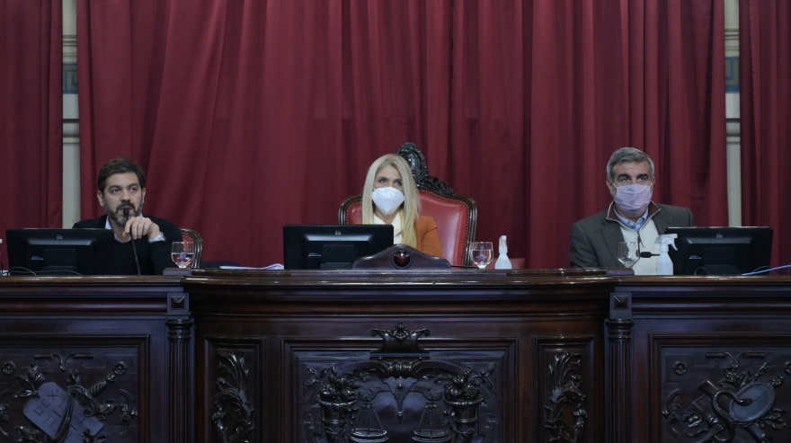 Legislatura bonaerense: Bianco presentó informe frente a la Comisión Bicameral