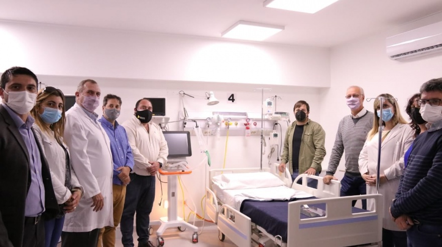 General Paz: con la presencia de Kreplak y Gollán, se inauguró la Unidad de Terapia Intensiva