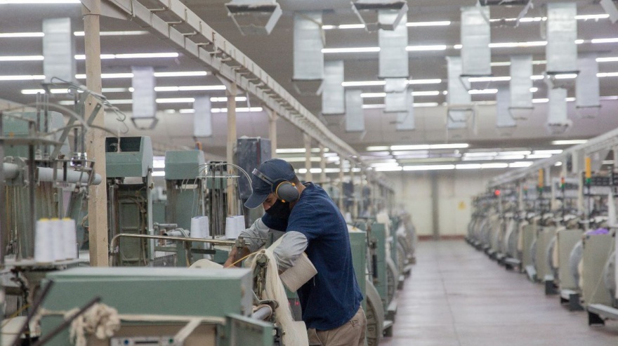 De qué se trata el proyecto que propone transformar los planes sociales en empleo