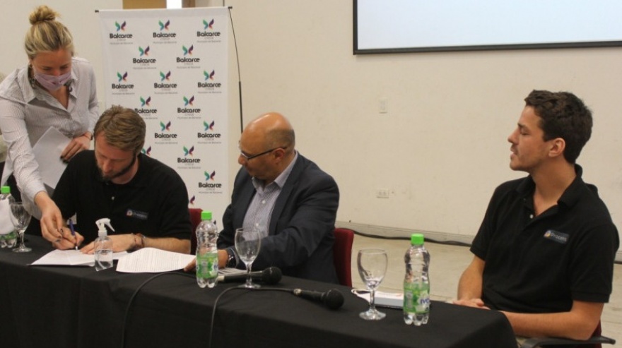 Balcarce: firman boleto de compra-venta con empresa de biotecnología