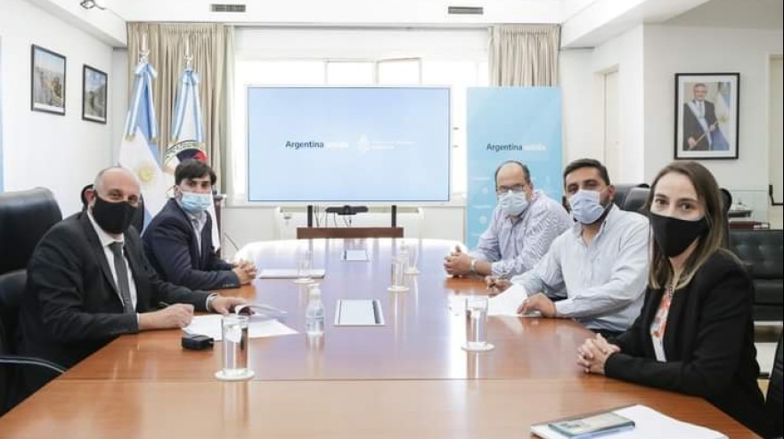 Tordillo: Olivera y Farías se reunieron con el ministro Guerrera para avanzar en la construcción de una terminal de ómnibus