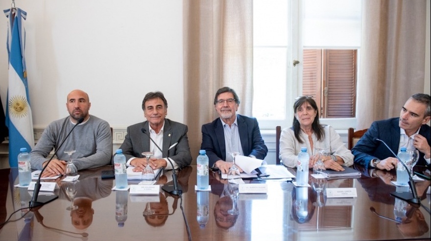 Sileoni abrió la ronda de visitas a la legislatura por el Presupuesto General 2023
