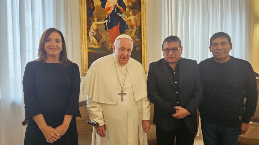 La diputada Sanchez Jauregui fue parte de la comitiva de UATRE que fue recibida por el Papa Francisco