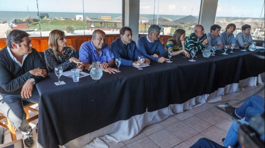 Dirigentes del PJ de la sección se reunieron en Santa Clara del Mar