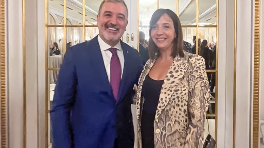 Sánchez Jauregui mantuvo un encuentro con el alcalde Jaume Collboni en Barcelona
