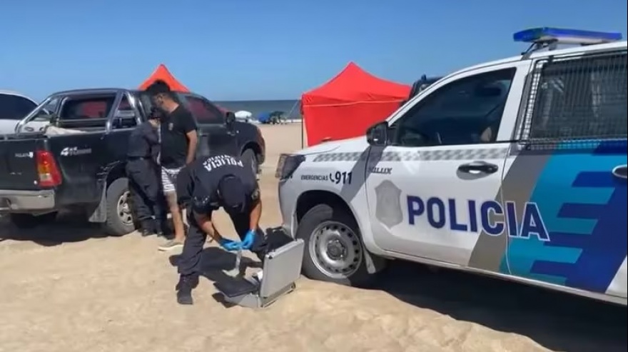 Pescadores desaparecidos en Pinamar: un piloto privado asegura que avistó un kayak similar al que buscan