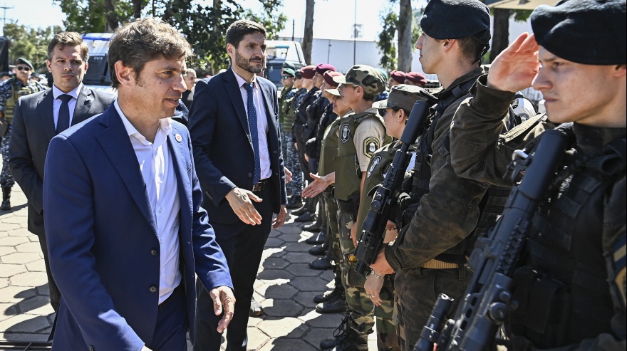Kicillof y Pullaro firmaron un convenio de asistencia recíproca en materia de seguridad