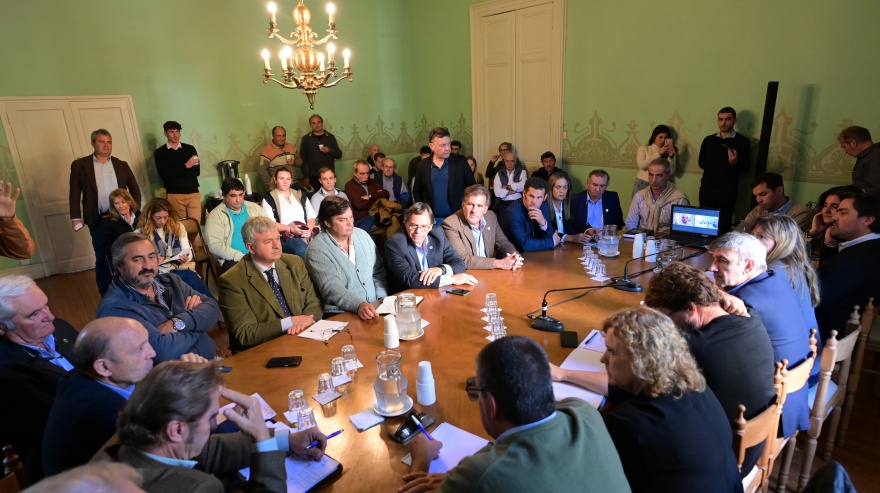 Diputados de Juntos por el Cambio con representantes de ruralistas bonaerenses