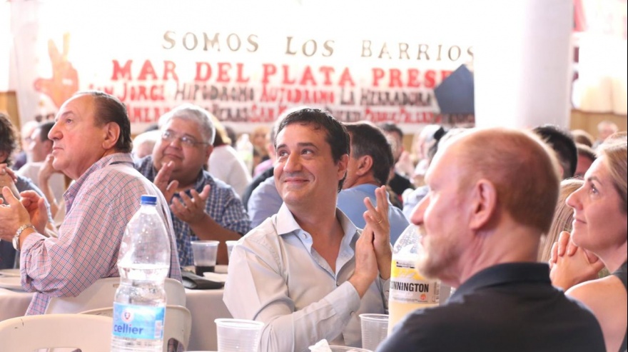 La UCR bonaerense homenajeó a Raúl Alfonsín en un acto en Mar del Plata con Abad de anfitrión