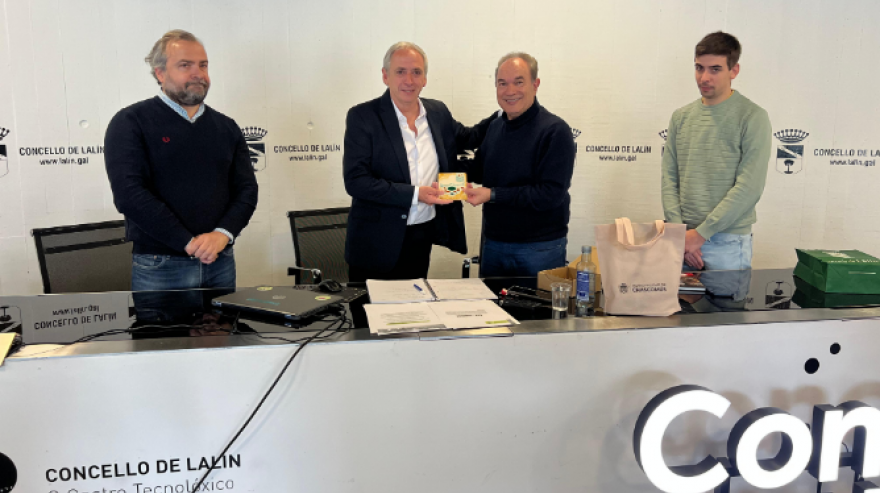 El intendente Javier Gastón presentó en Lalín el proyecto “Chascomús KM0 de la Democracia”