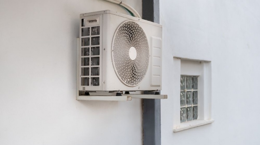 Pila: inversión del municipio para la colocación de aires acondicionados frío- calor en escuelas