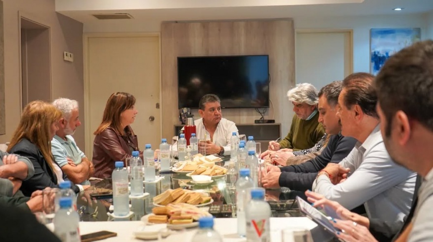 Reunión de la mesa de UATRE con el ministro de Trabajo bonaerense
