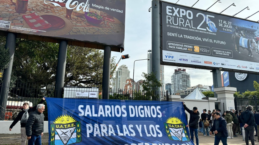 Mientras en La Rural piden más beneficios, la UATRE exige salarios dignos para los trabajadores rurales