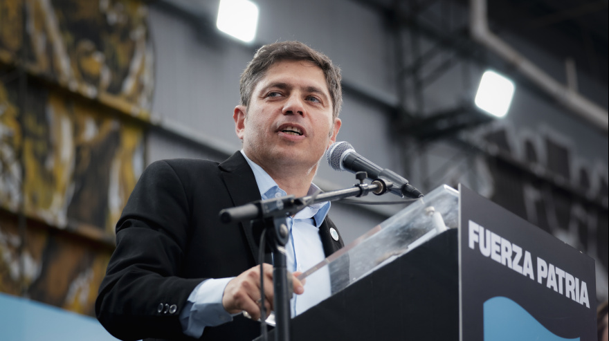 "Estafador, miserable y payaso": Axel Kicillof lanzó un duro mensaje contra Javier Milei