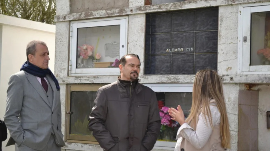 Vuelos de la muerte: homenaje a las víctimas en el cementerio de General Lavalle