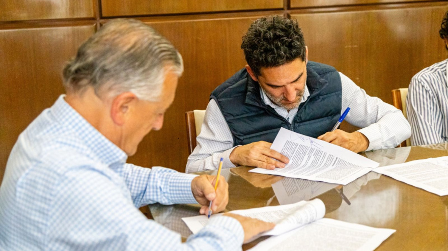 Las Flores: se formalizó un nuevo acuerdo de venta de una parcela en el Sector Industrial Planificado