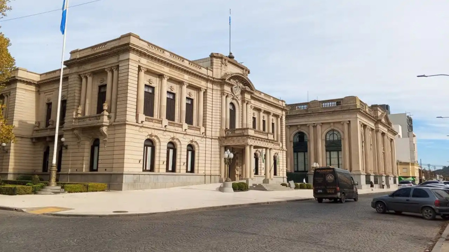 Tandil: pesar en el municipio por el fallecimiento de la esposa del intendente Lunghi