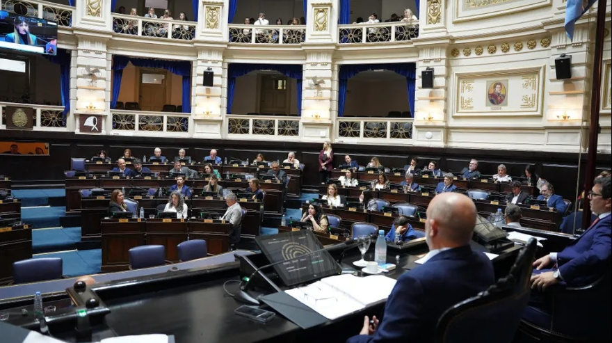 La Legislatura sancionó el Presupuesto y la ley Impositiva, pero postergó el endeudamiento