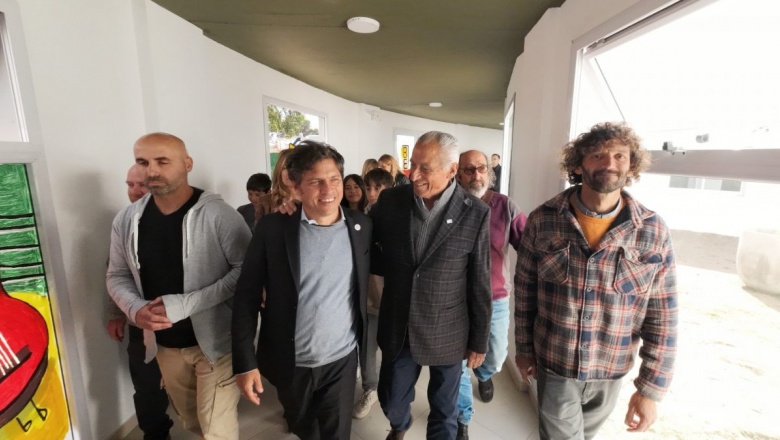 La Costa: Kicillof inauguró el anexo de la Escuela Municipal de Bellas Artes en Mar de Ajó y el Jardín N° 920 de Mar del Tuyú