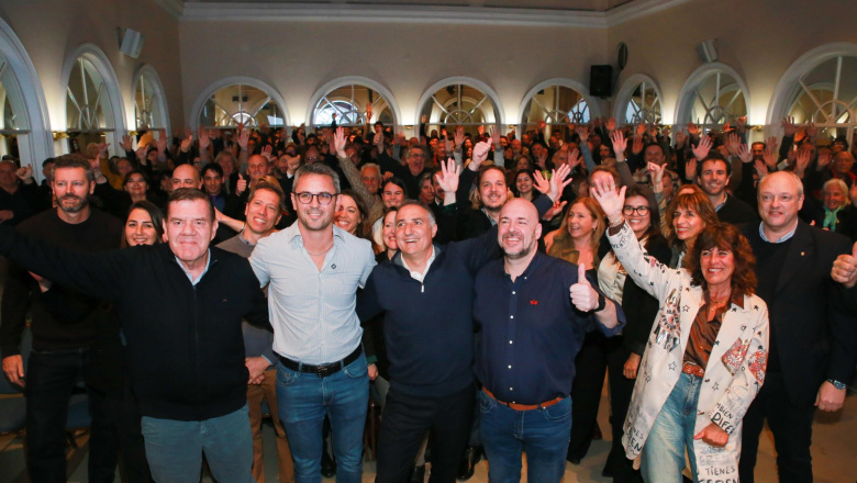 La Libertad Avanza cerró campaña en Tandil con un acto multitudinario