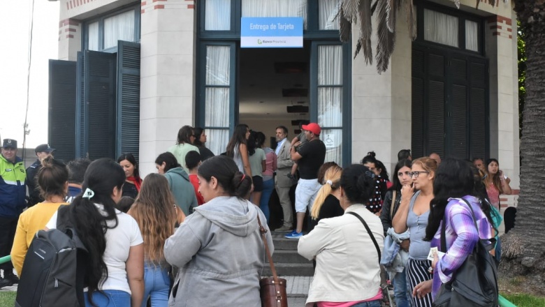 Entregan otras 3.500 tarjetas Alimentar en Mar del Plata