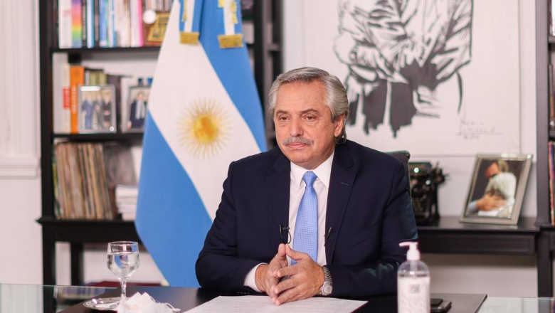 El presidente anunció la suspensión de clases y más restricciones a la circulación