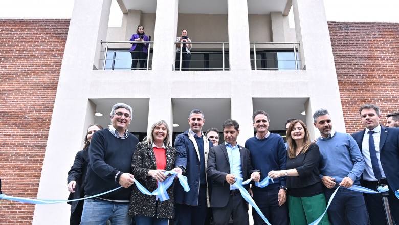 El gobernador Kicillof inauguró la Casa de la Provincia en Pila