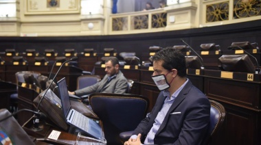 Abad cruzó duro al FdT: “Una política desastrosa era inaugurar varias veces el mismo hospital vacío”