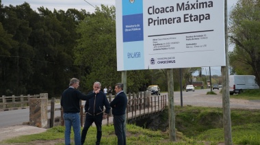 Néstor Álvarez recorrió la construcción de la Cloaca Máxima en Chascomús