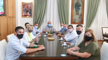 Ranchos y Tordillo firmaron convenios con Vialidad Nacional