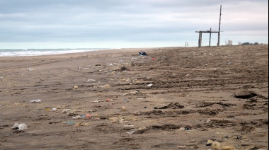 Mar del Plata: buscan limitar el consumo de cigarillos en la playa