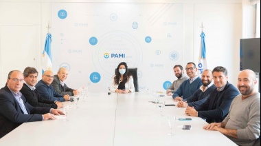 Municipios de la región firmaron adhesión a programa de PAMI