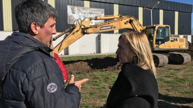 Monte: con la presencia de Mayol comenzaron la construcción de pileta semiolímpica climatizada