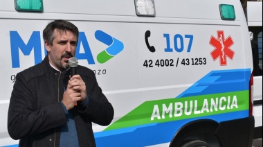 General Alvarado: el intendente presentó la nueva ambulancia adquirida con fondos del estacionamiento medido