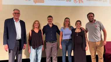 General Belgrano: Dinapoli encabezó la entrega de certificados de la Escuela Municipal de Idiomas