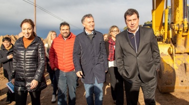 Las Flores: junto con Canosa, el presidente y la gobernadora recorrieron obras de la autopista de la Ruta 3