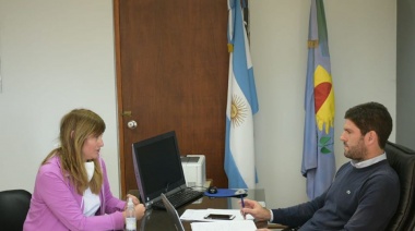 Ayacucho: Cordonnier coordina entrega de ayuda alimentaria en la zona rural